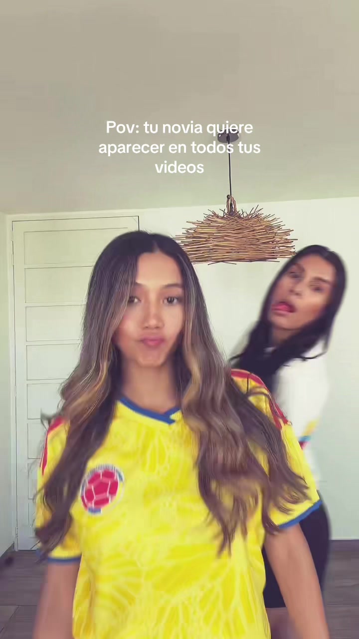 @AdriyMiche💗🌈