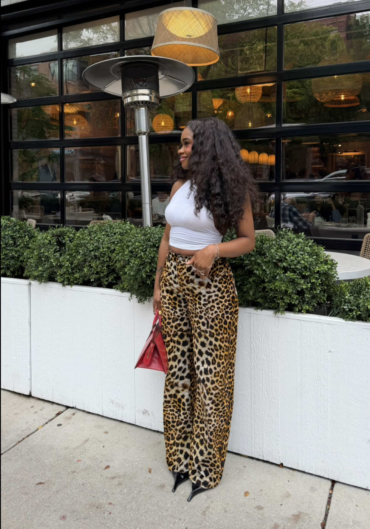 @Tosin | Chicago Esthetician