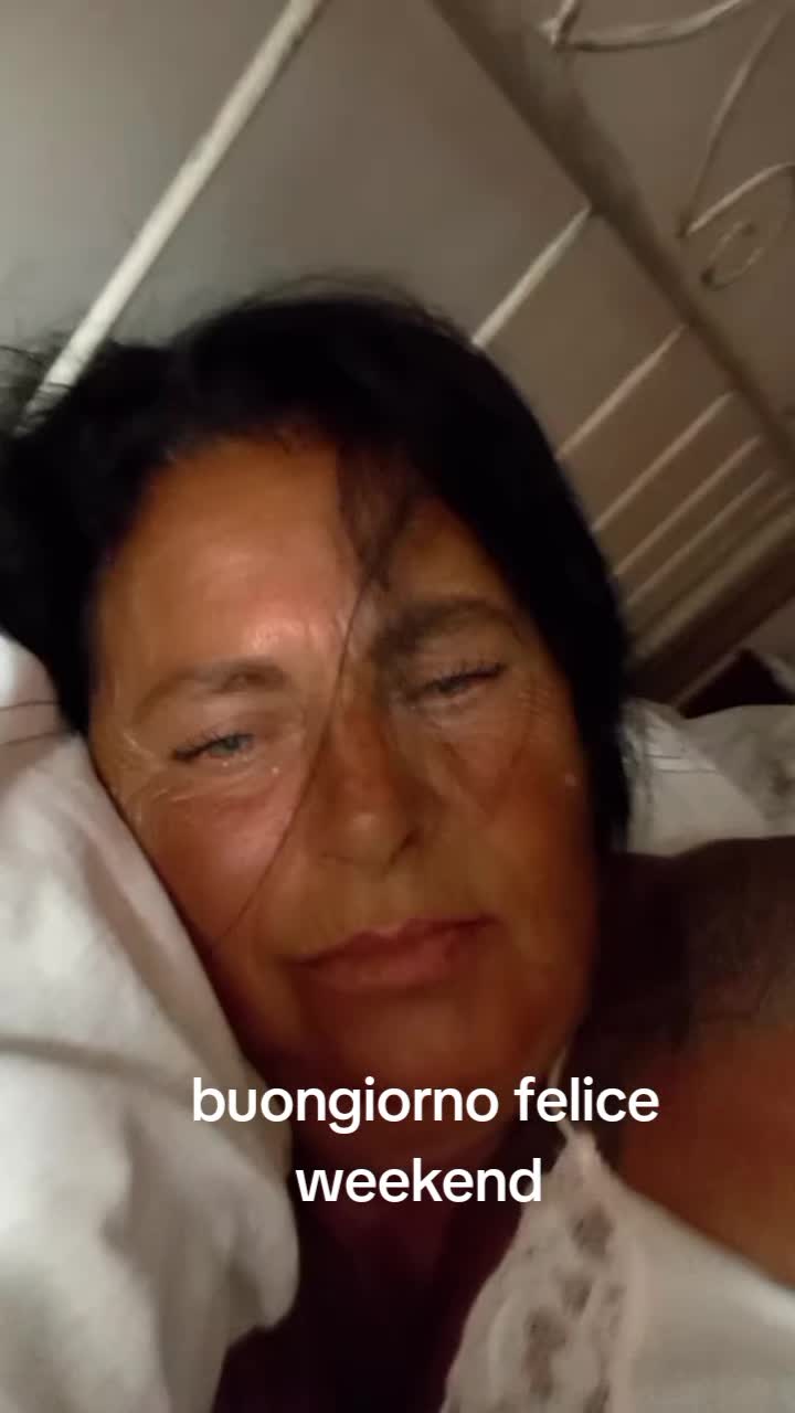 @annadesantis634