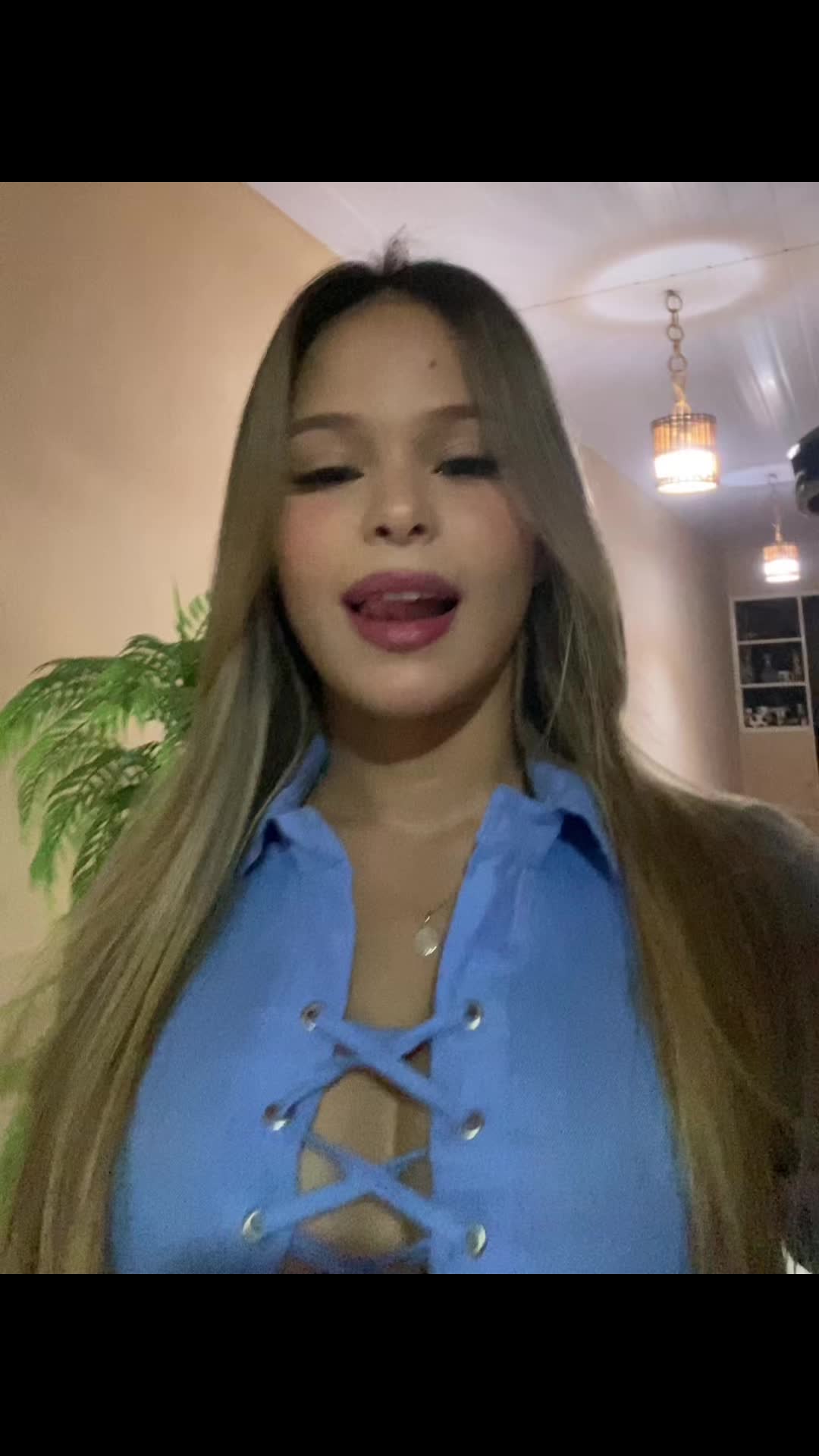 @Júlya