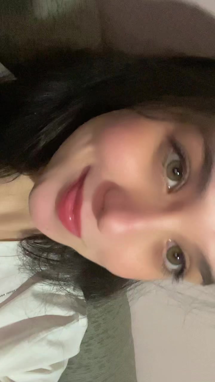@Larita✨