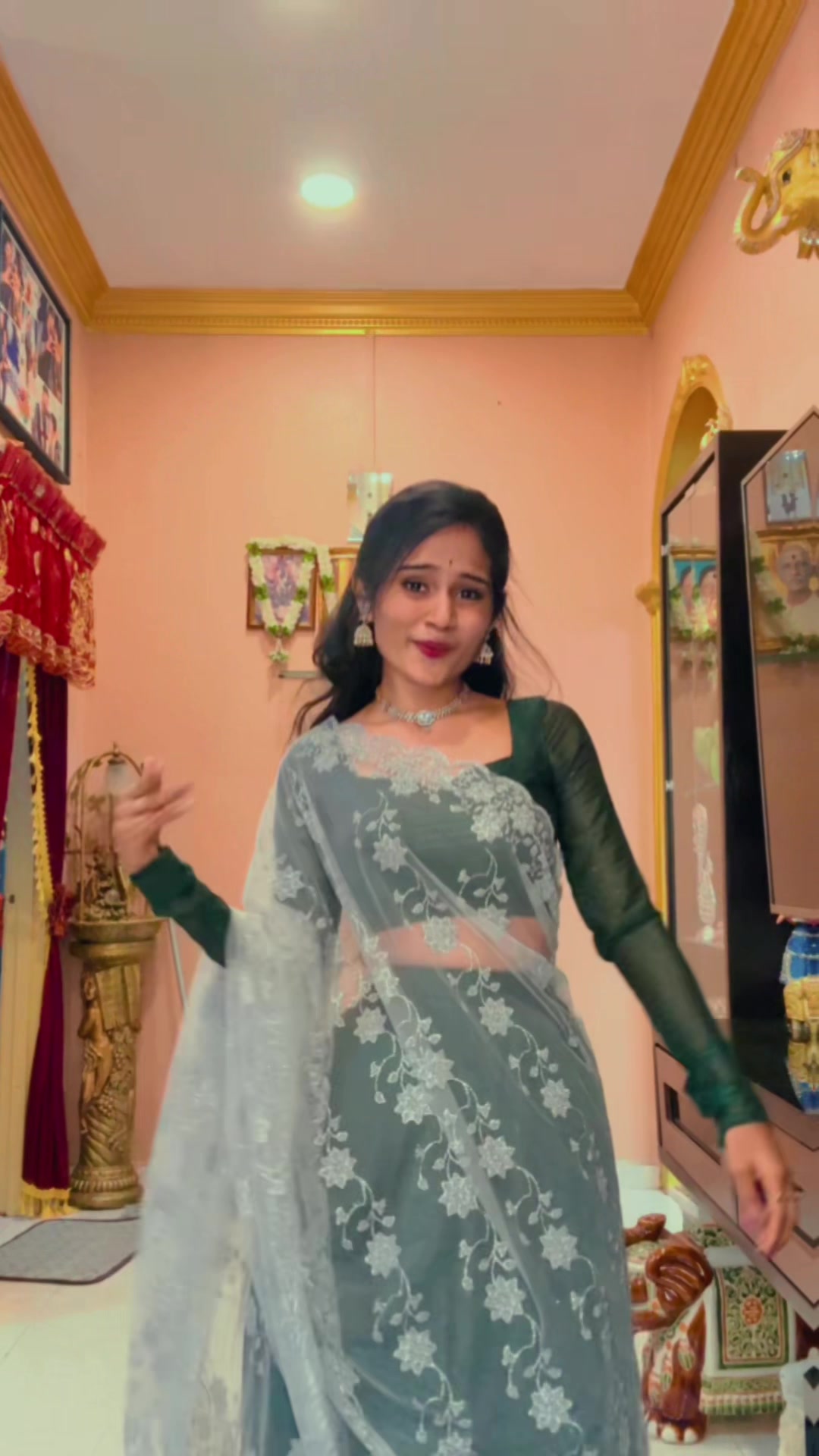 @gayathiri_sm