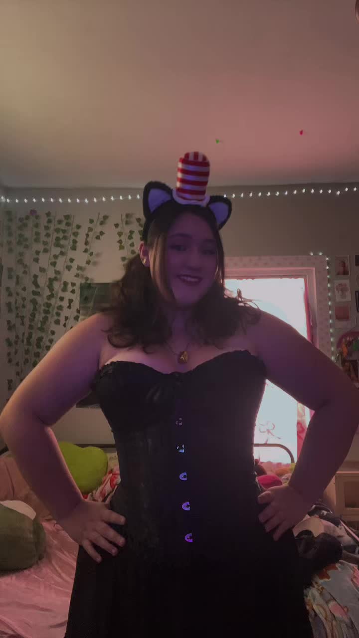 @f_emma_ninomenon