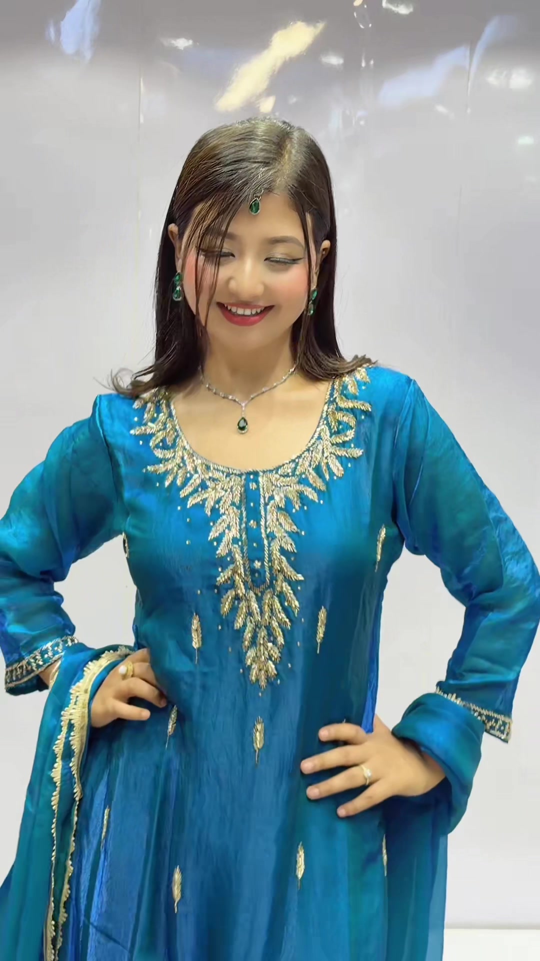 @Saree Sansar