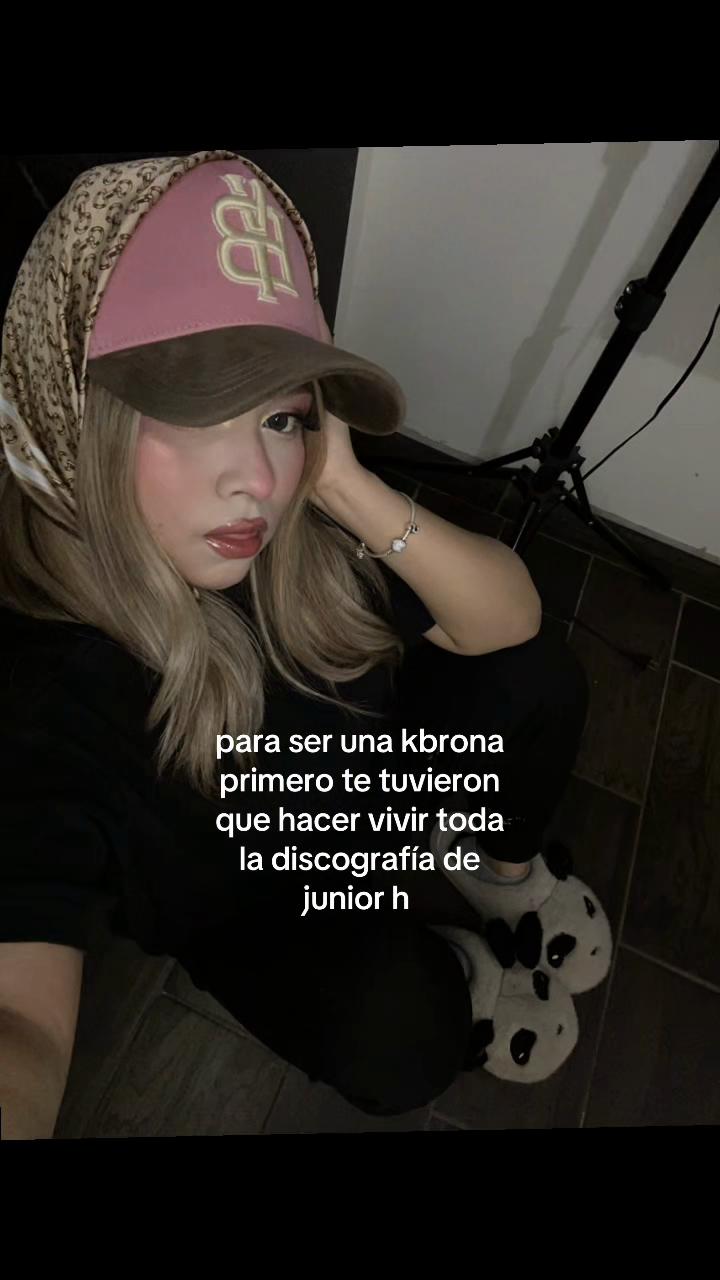 @Victoria Mami ♡ ✧˚