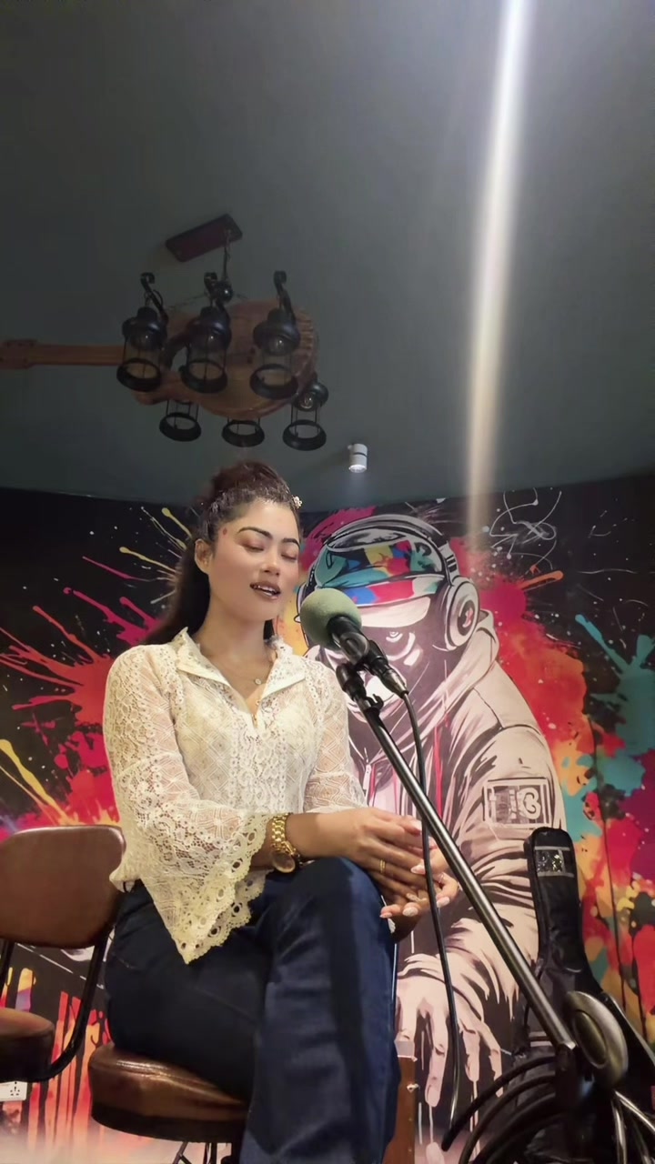 @𝐂𝐡𝐚𝐡𝐚𝐧𝐚 𝐒𝐭𝐡𝐚🇳🇵