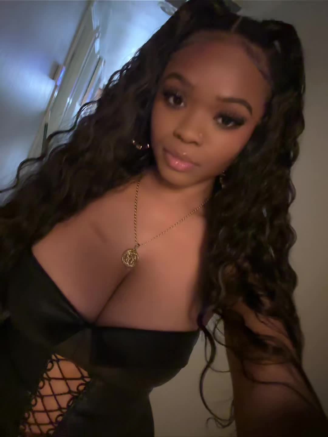 @💋.