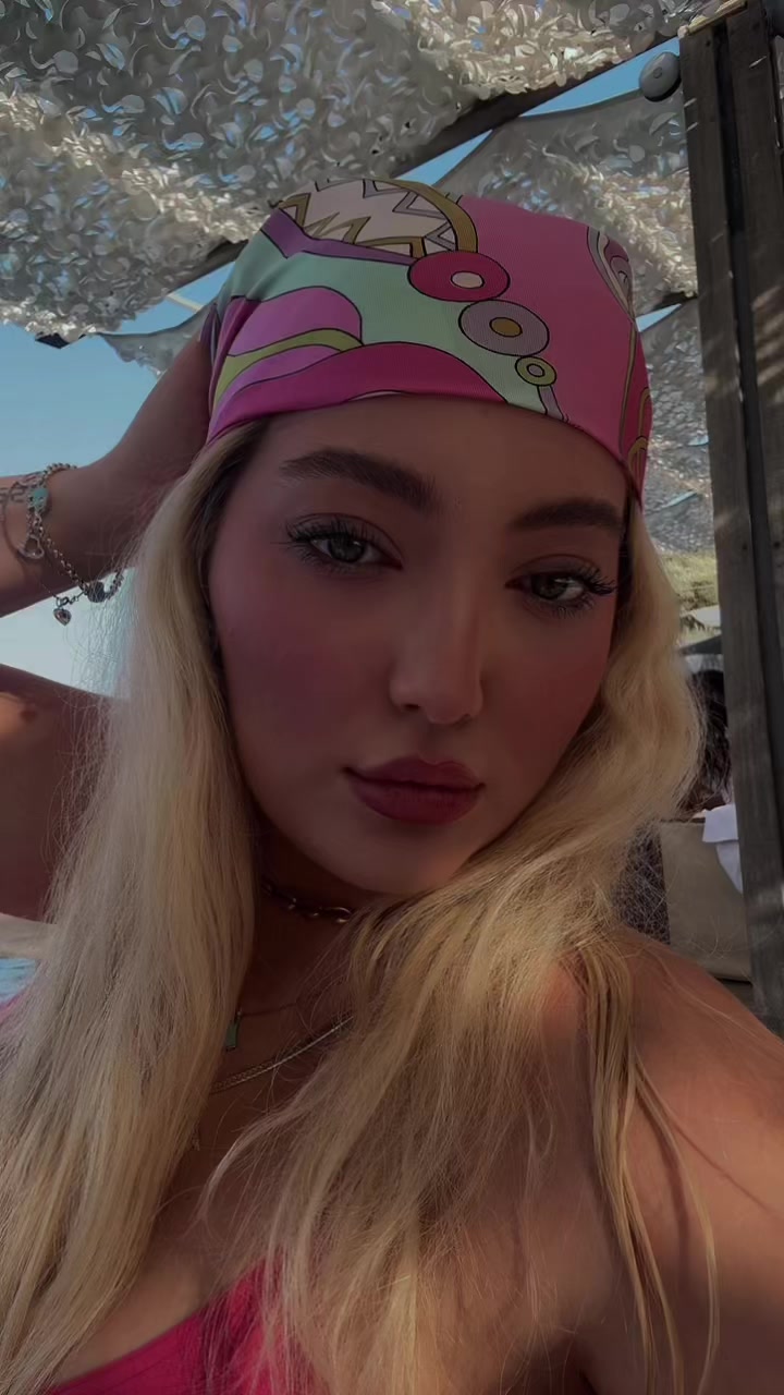 @Defne🧿