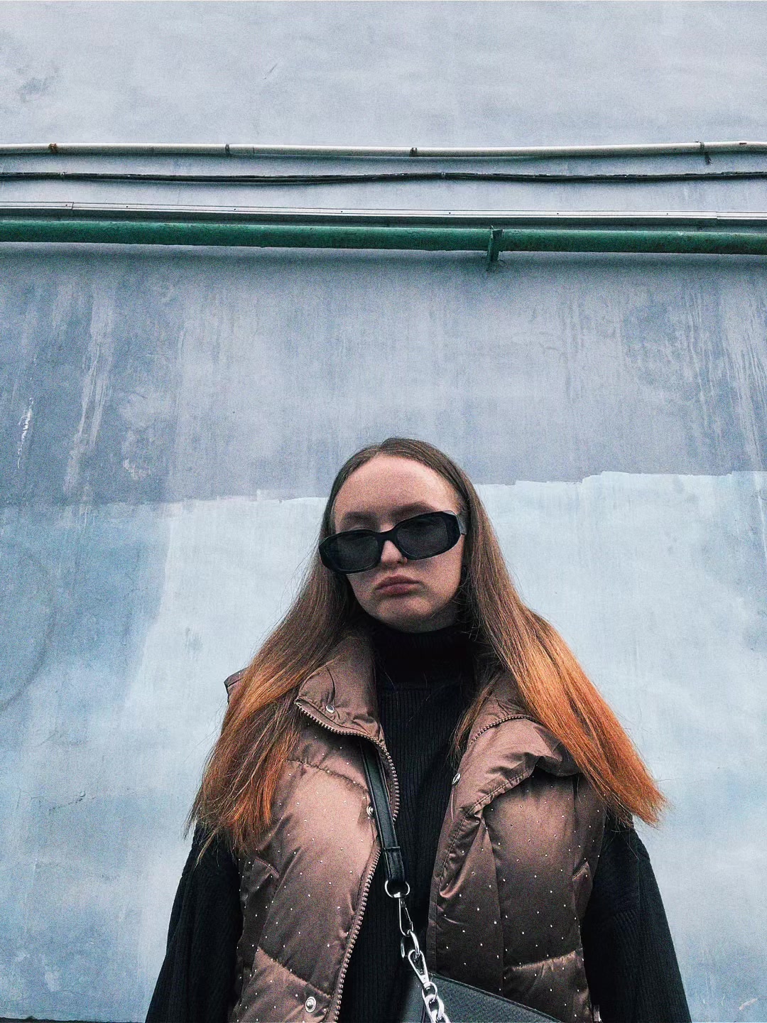 @Край