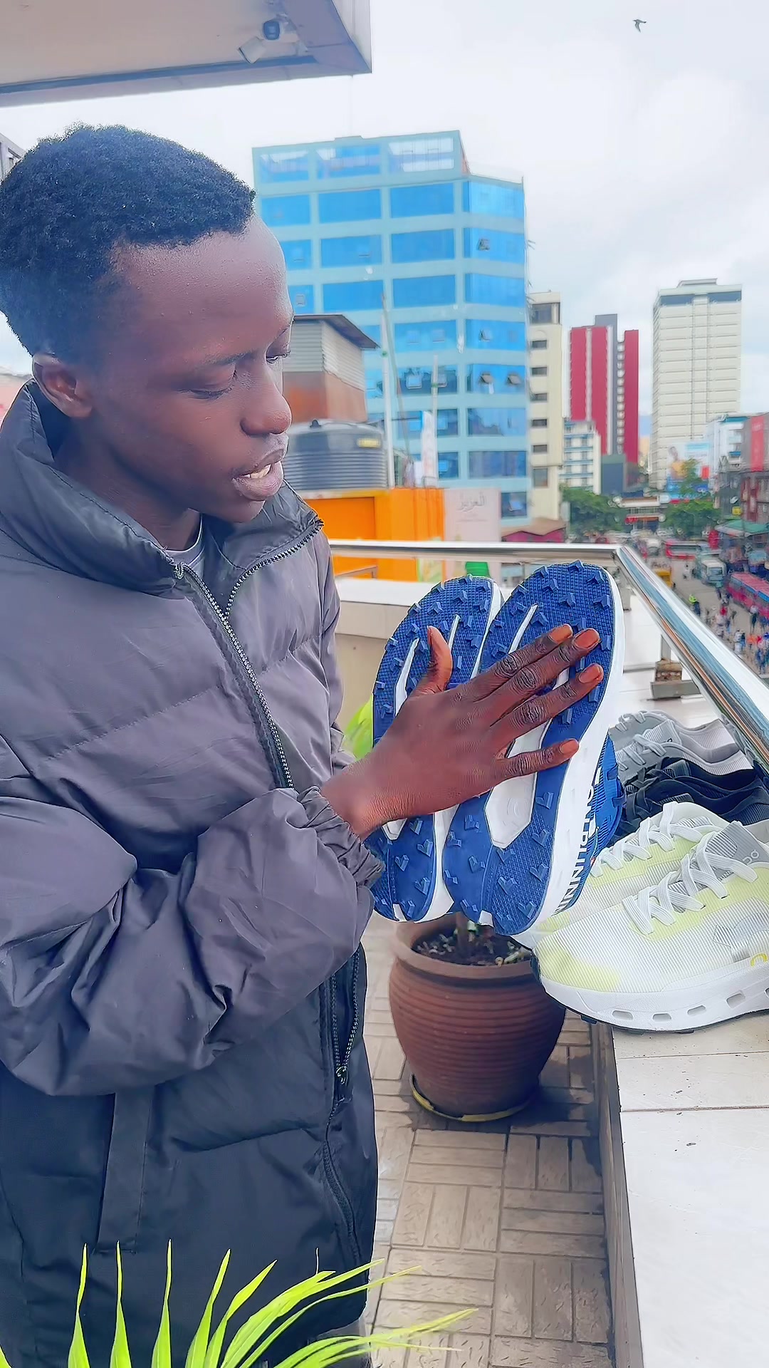@SNEAKERS BY SHIQUO