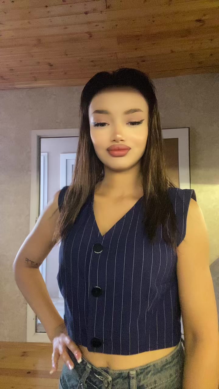 @𝐔𝐥𝐲𝐚🤍