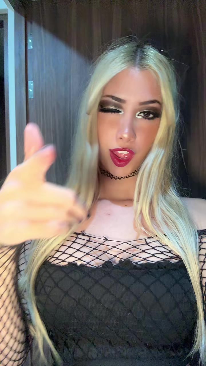 @Deborha Zugueidy