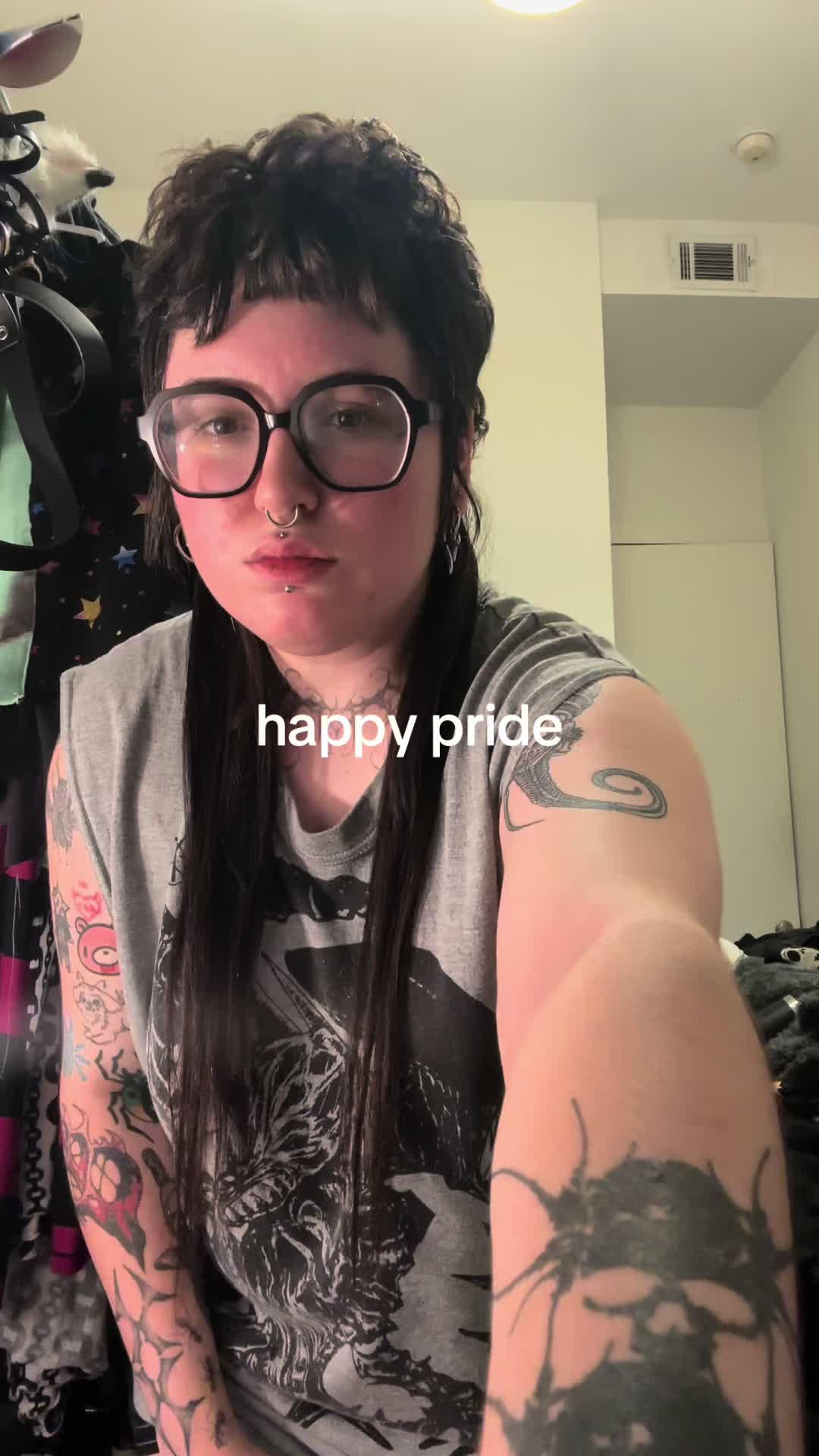 @LO
