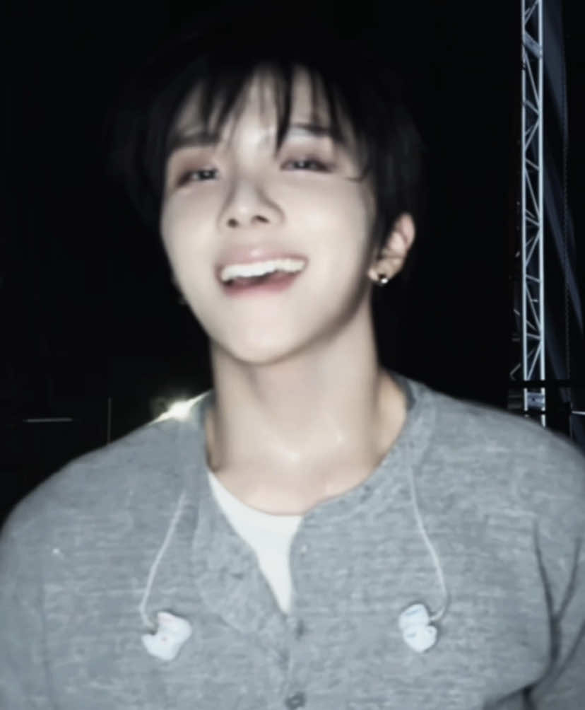 @woonagi’s smile’s #1 fan