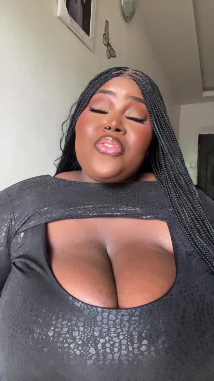 @✨That_biggirl✨