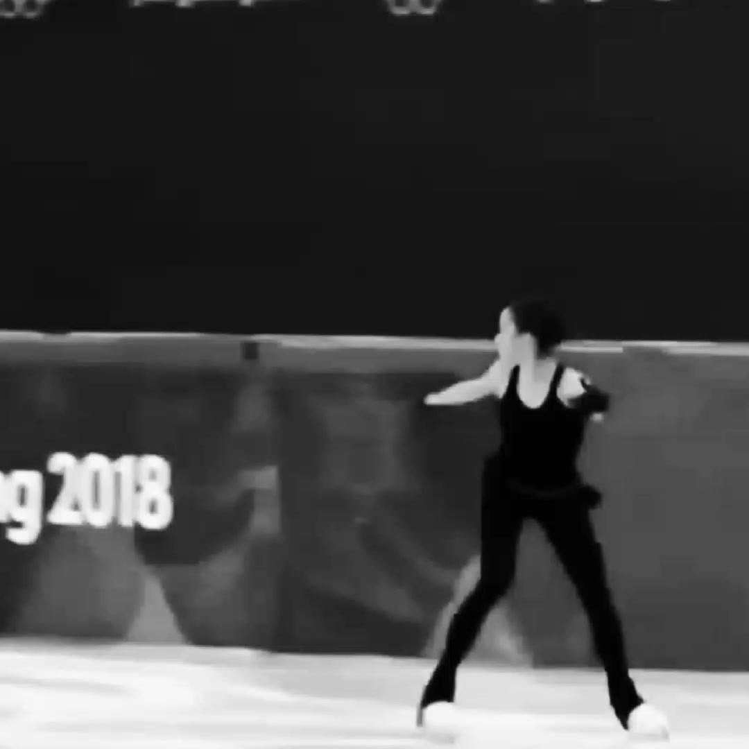 @⛸️