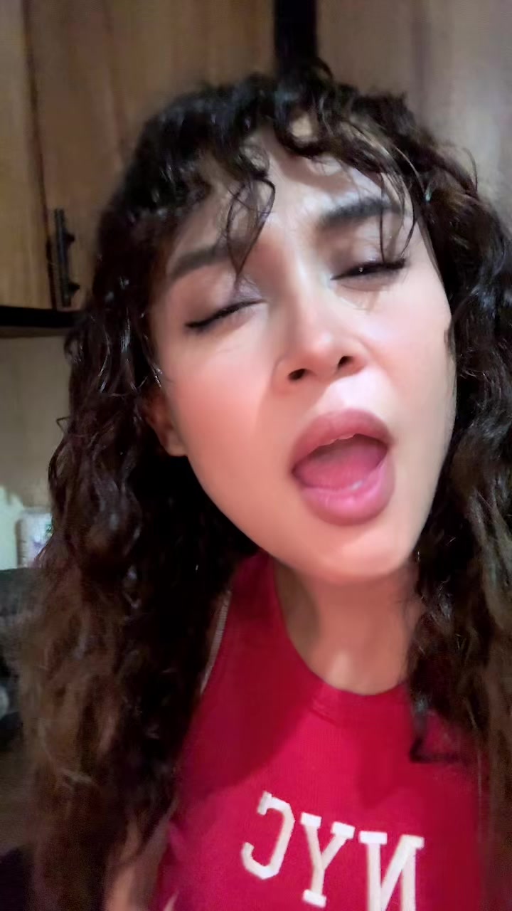 @Jazm&iacute;n Zavala