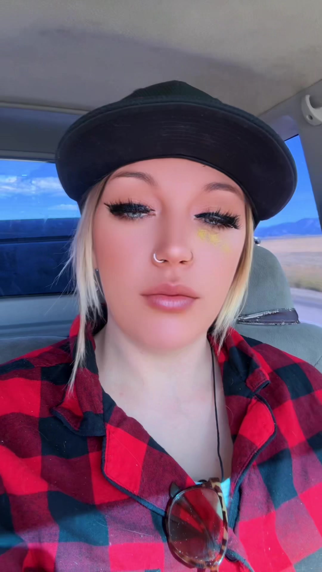 @2blue3yedmenace444
