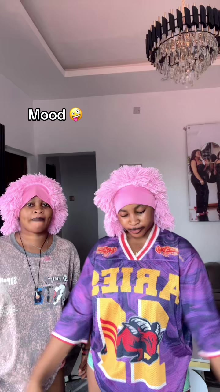@Bella&Ella👯