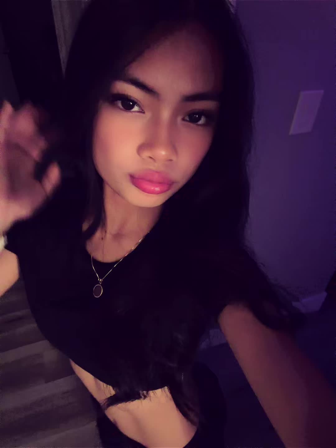 @Z.
