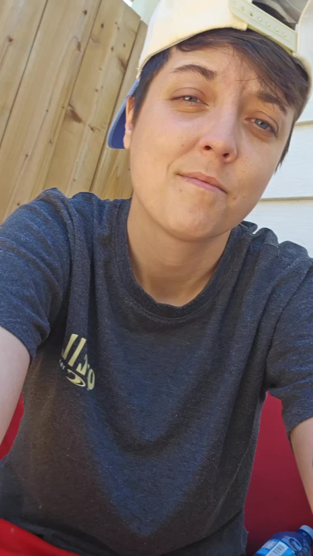 @Alana🇨🇦🏳️🌈