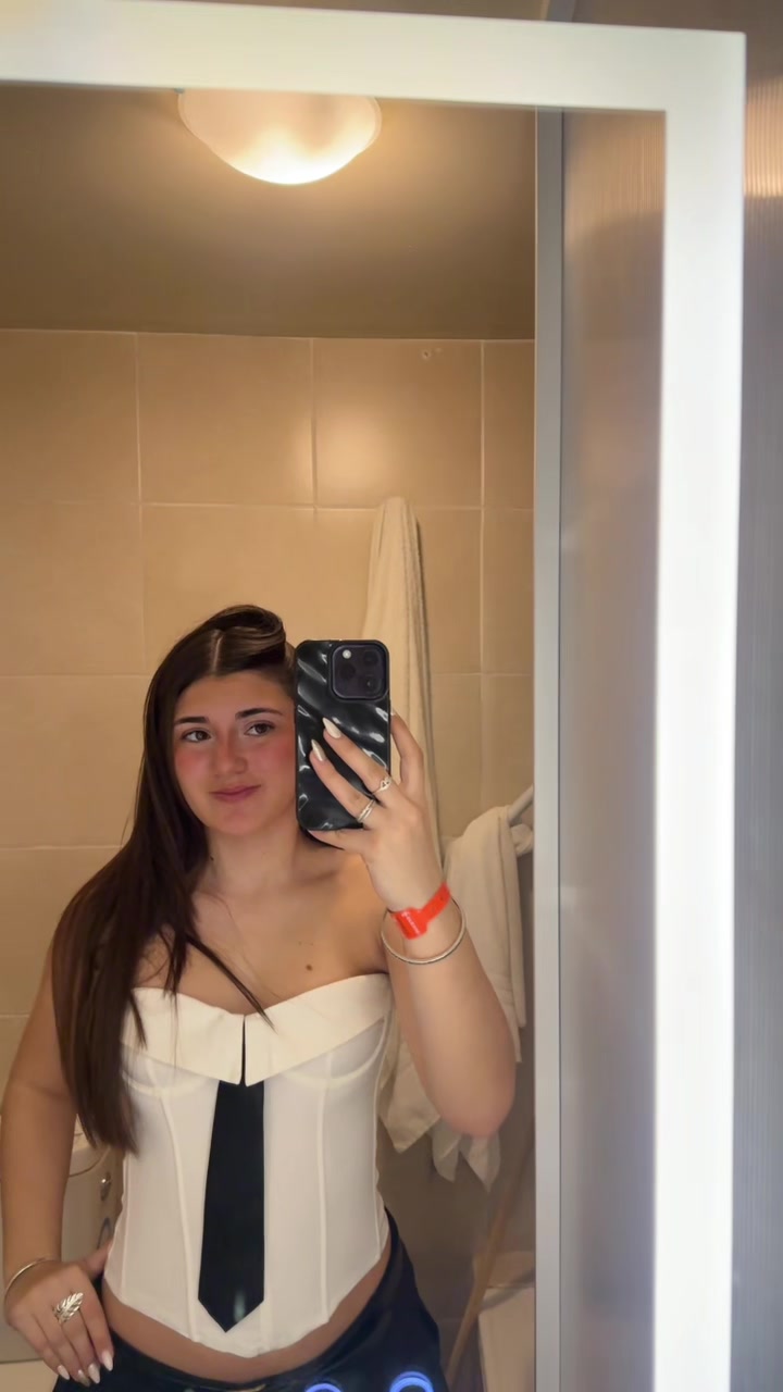 @Oriana Logioia