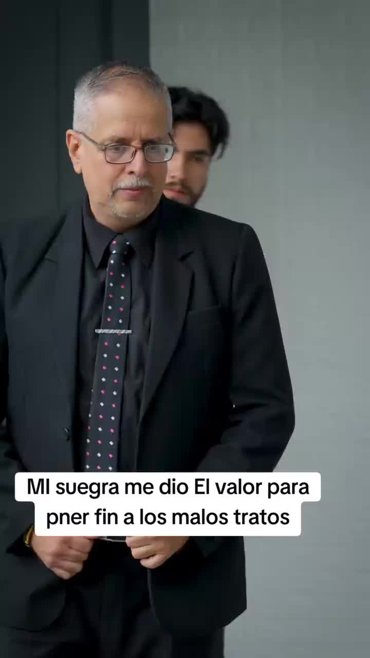 @Richard Phillips