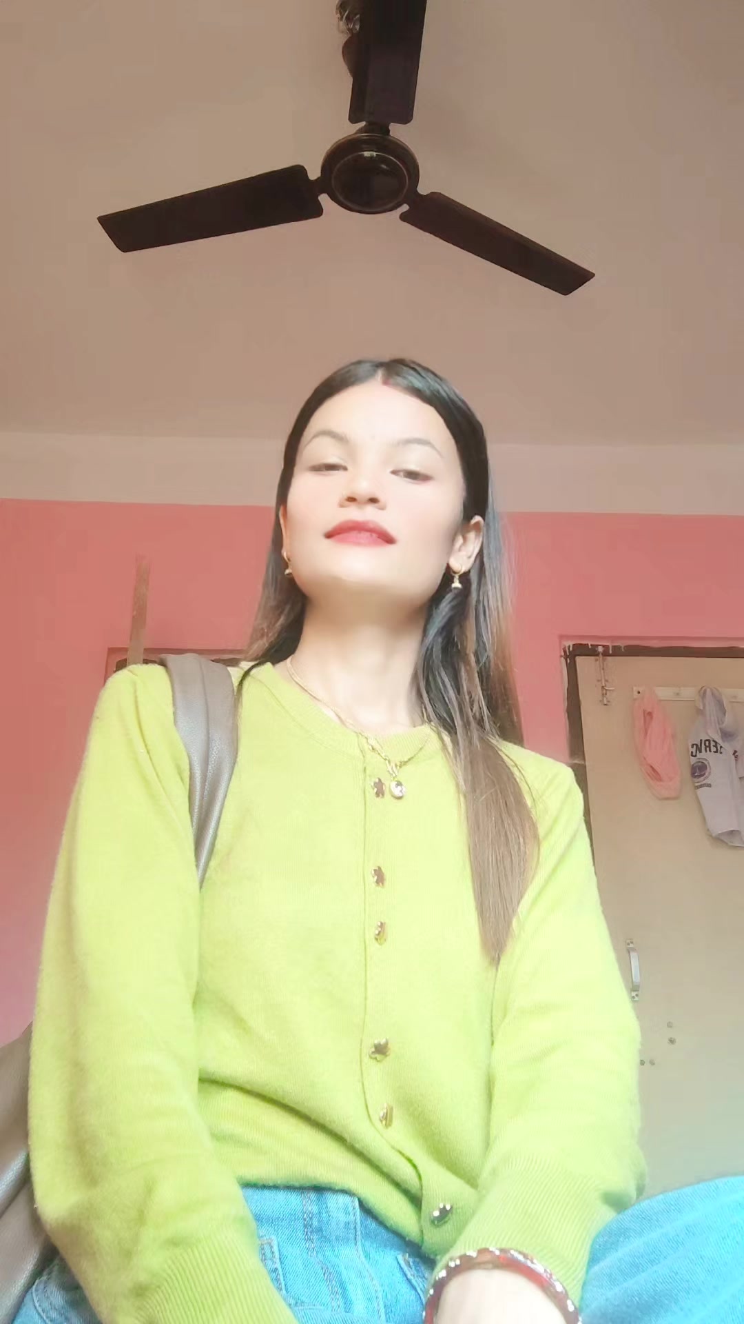 @SaNgeeta 💗chand singh thakuri