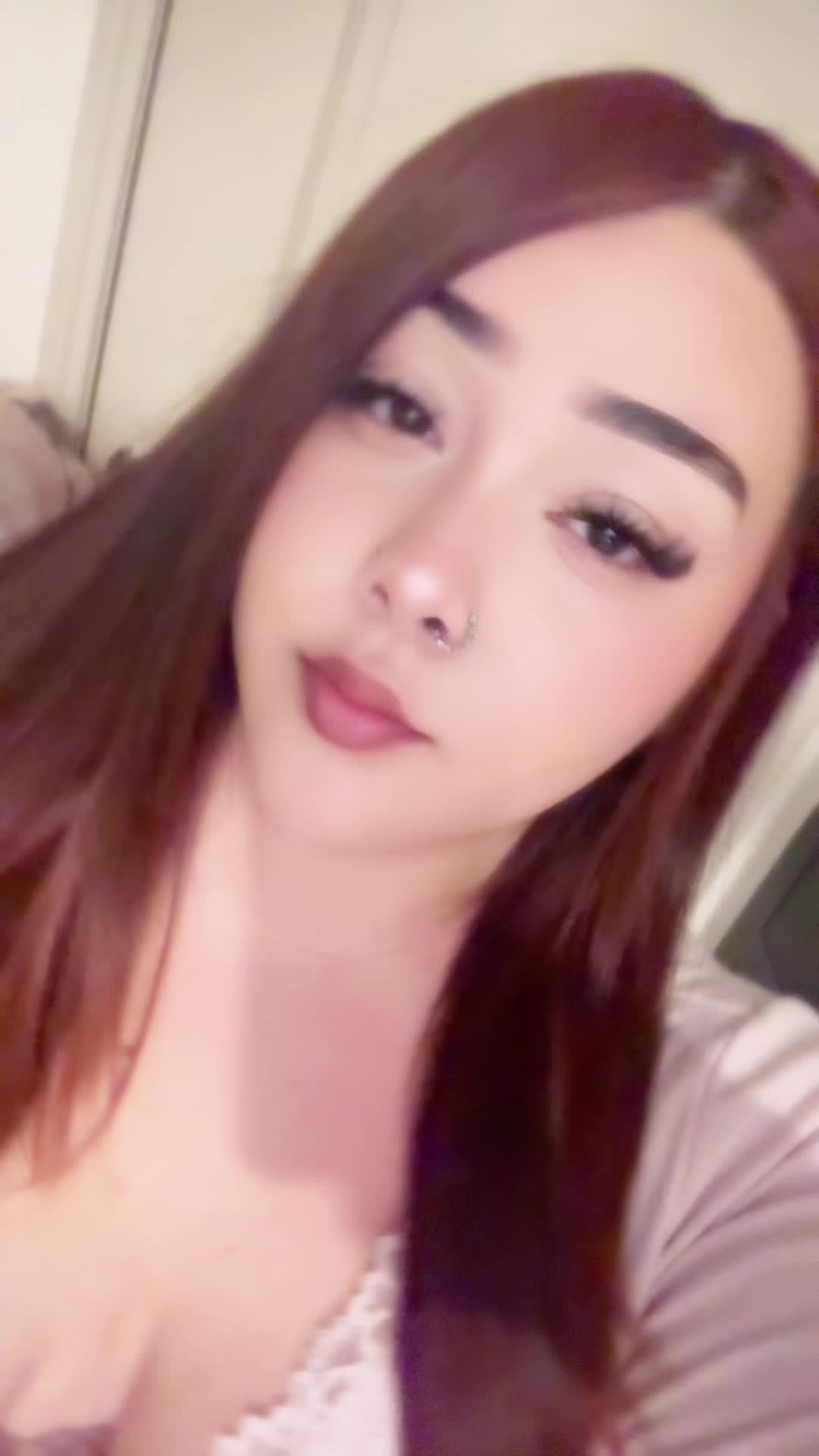 @xos.elly