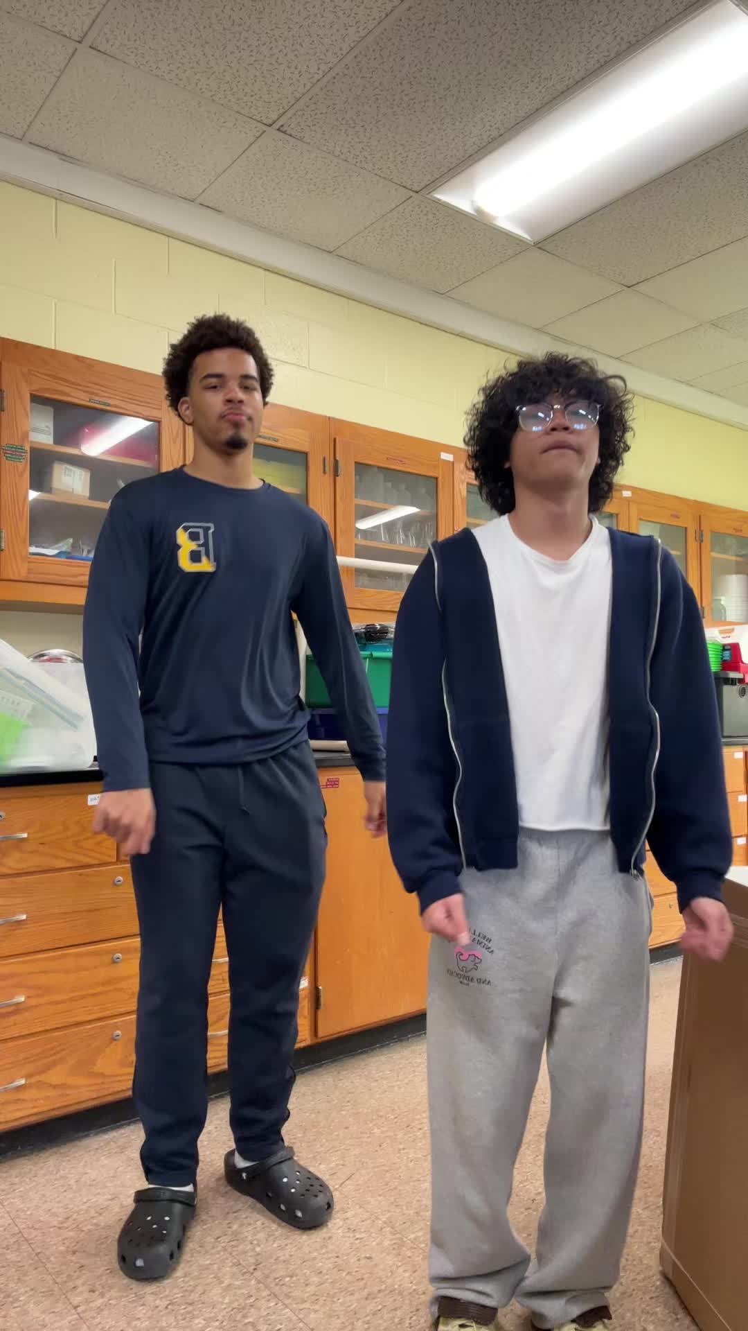 @d4