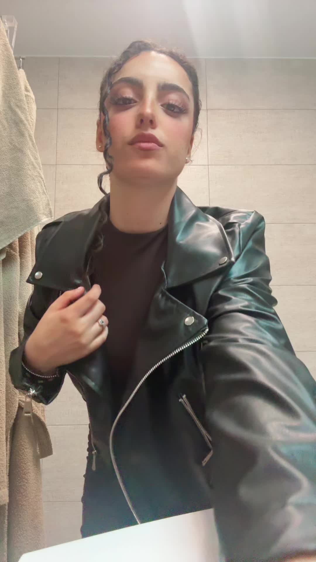 @ELEONORA🦋