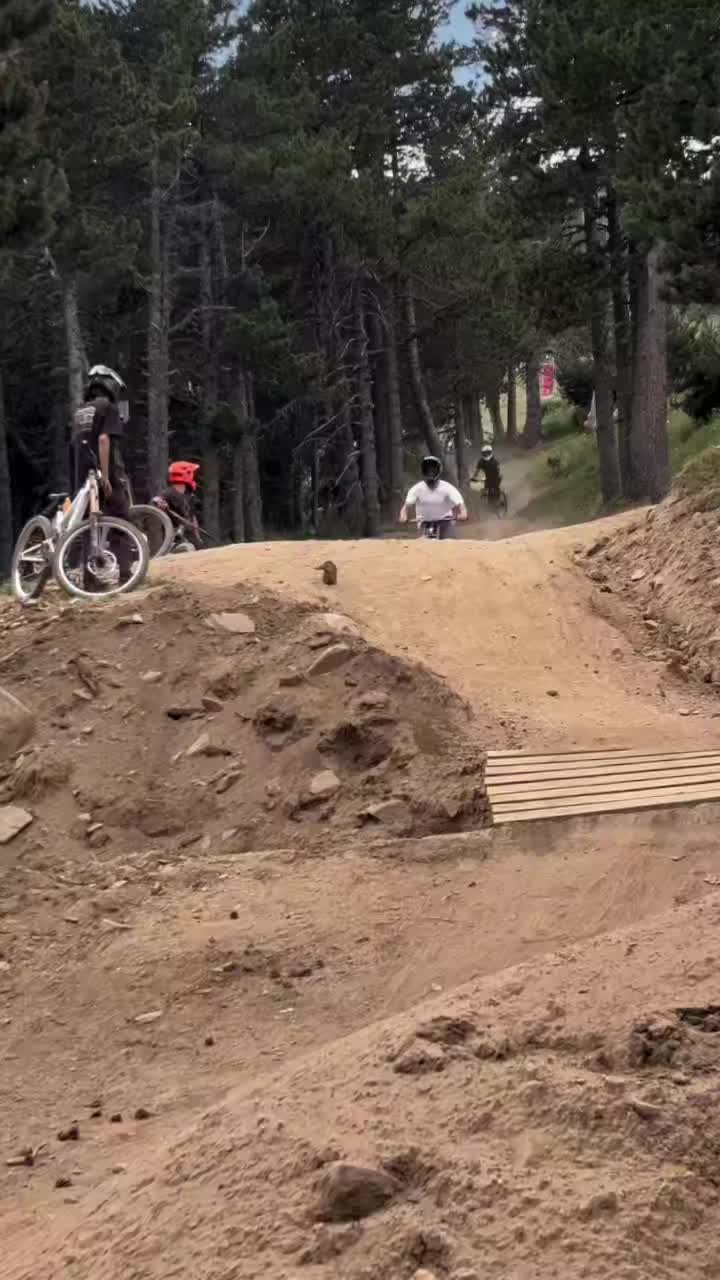 @Unknown_norwegian_mtb_rider