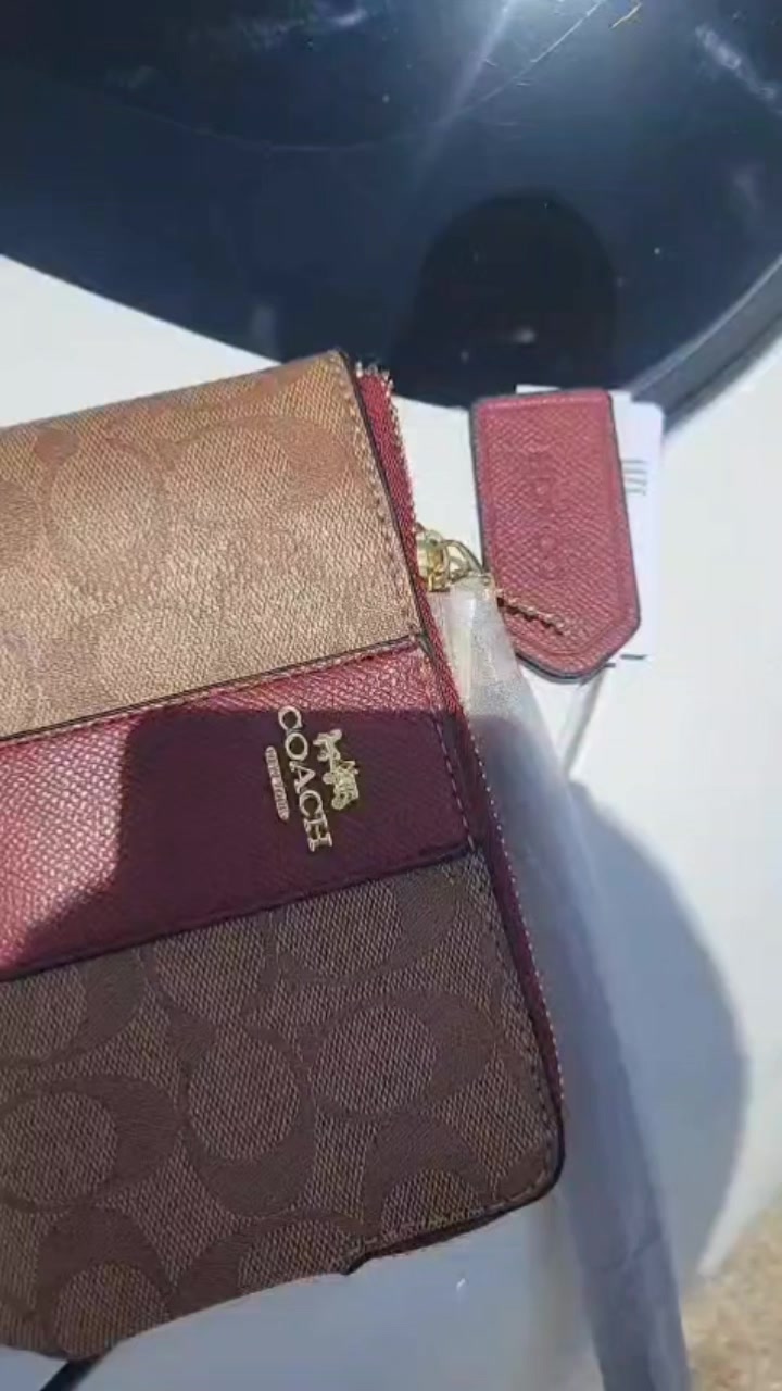 @beeniefashion876
