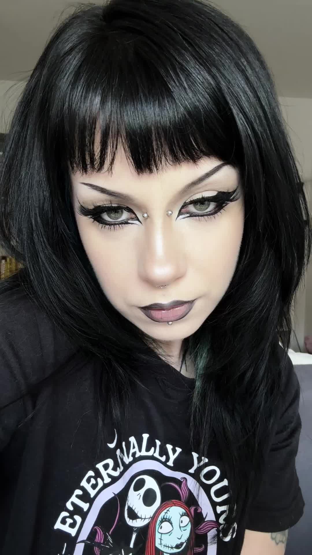 @𝔄𝔩𝔢𝔨𝔰𝔞𝔫𝔡𝔯𝔞 🥀