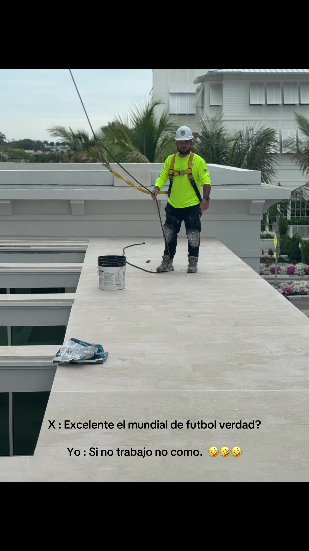 @César Godoy