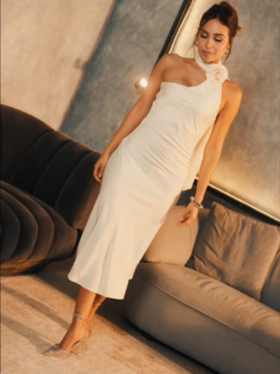 @Livira Fashion,