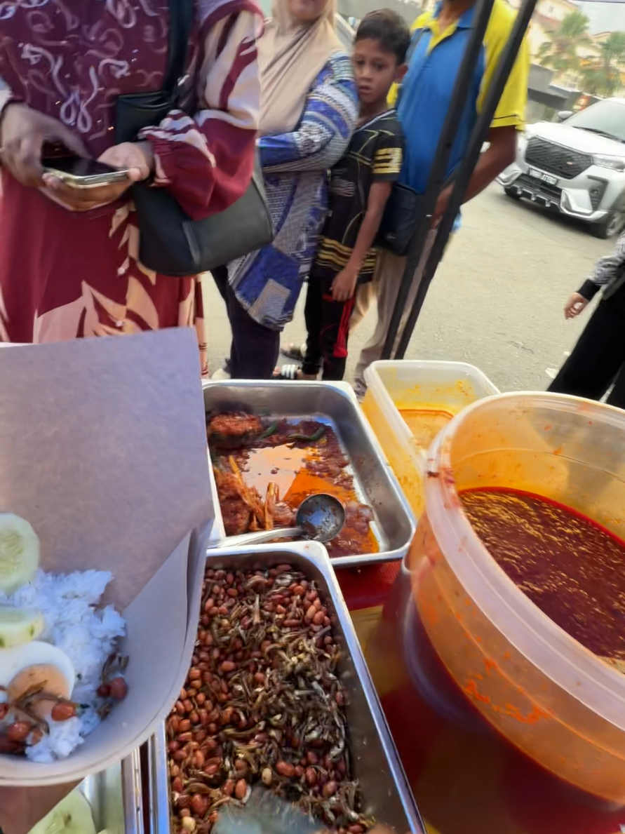 @Nasi Lemak Meletops