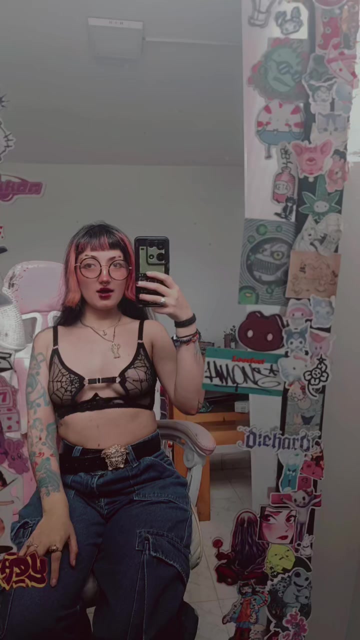 @Juanita._.miauwu