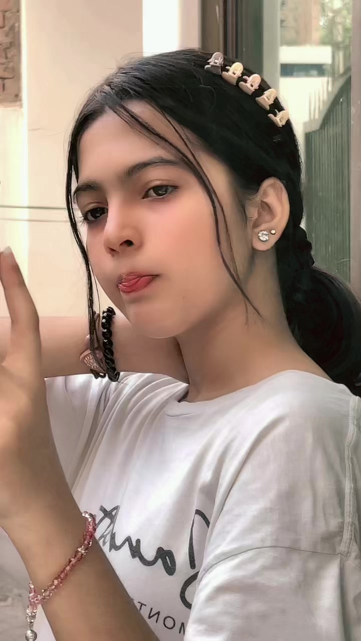 @𝑴𝑬𝑬𝑹𝑨𝑩⋆𝑲𝑨𝑵𝑾𝑨𝑳