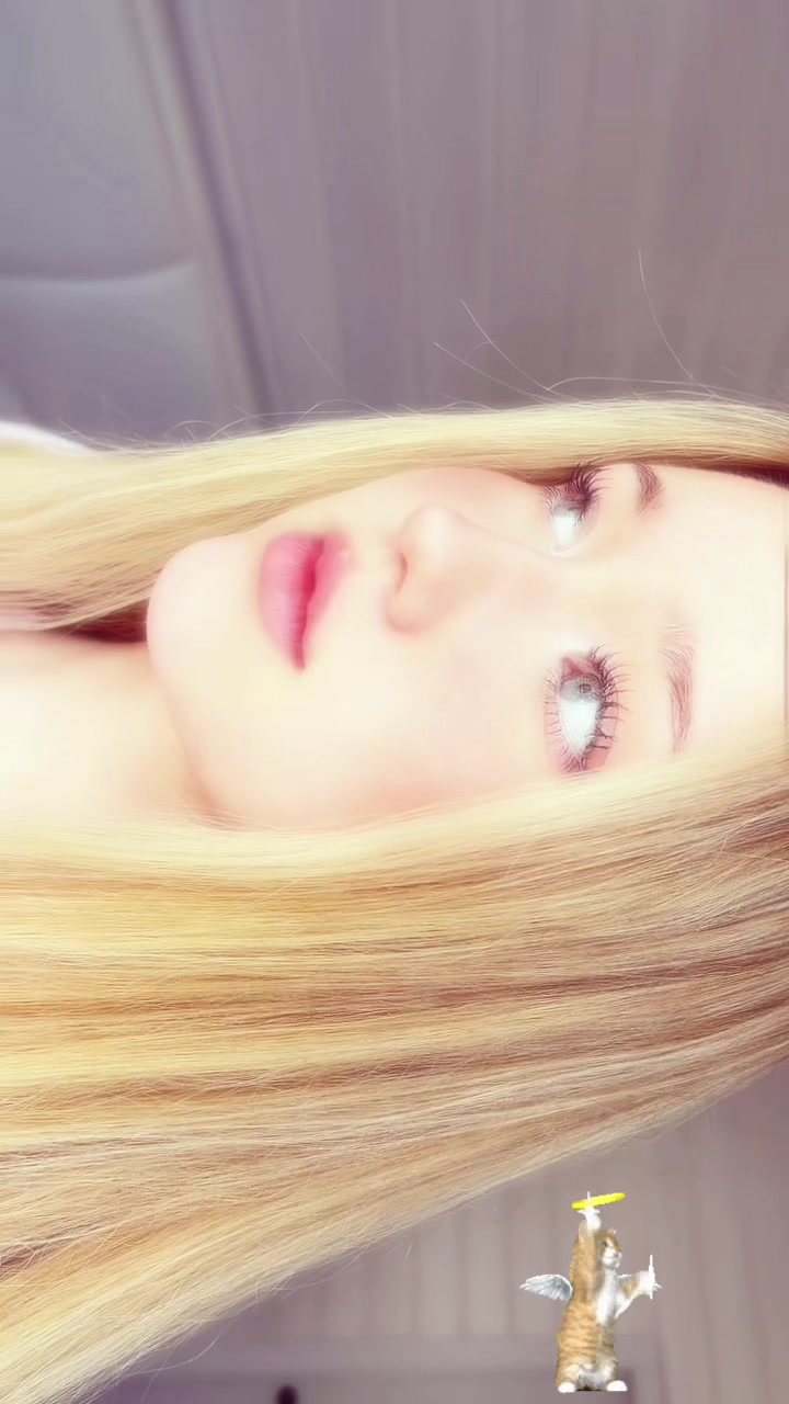 @evaxiix