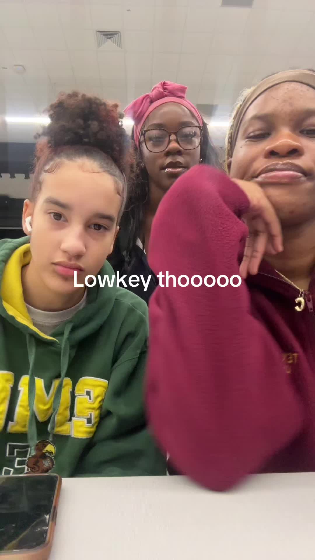 @🦄