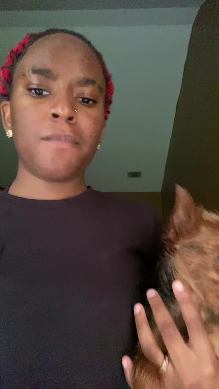 @chynxnextd0or_