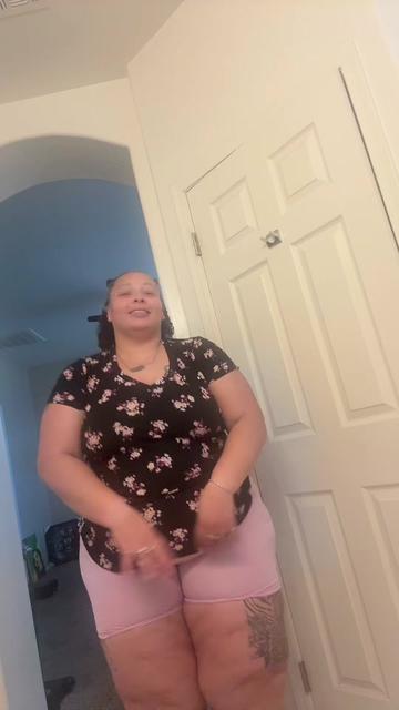 @MzYella27