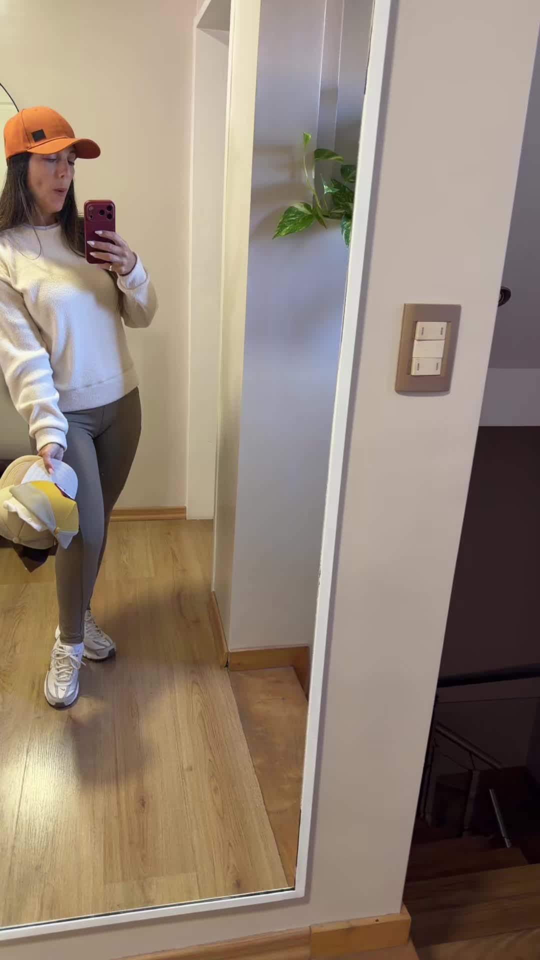 @LOREYTINA