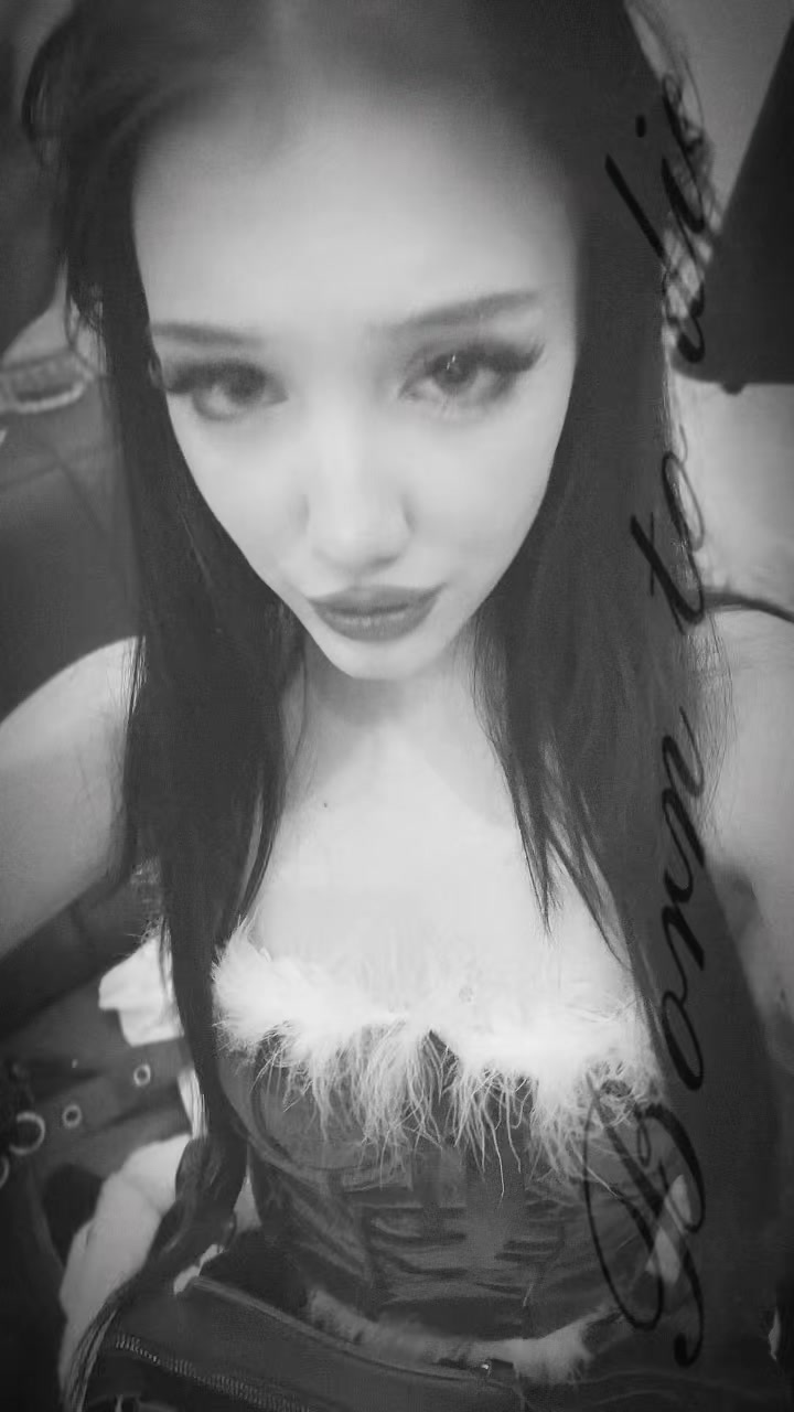 @КошкаКороткиеУшки🍒