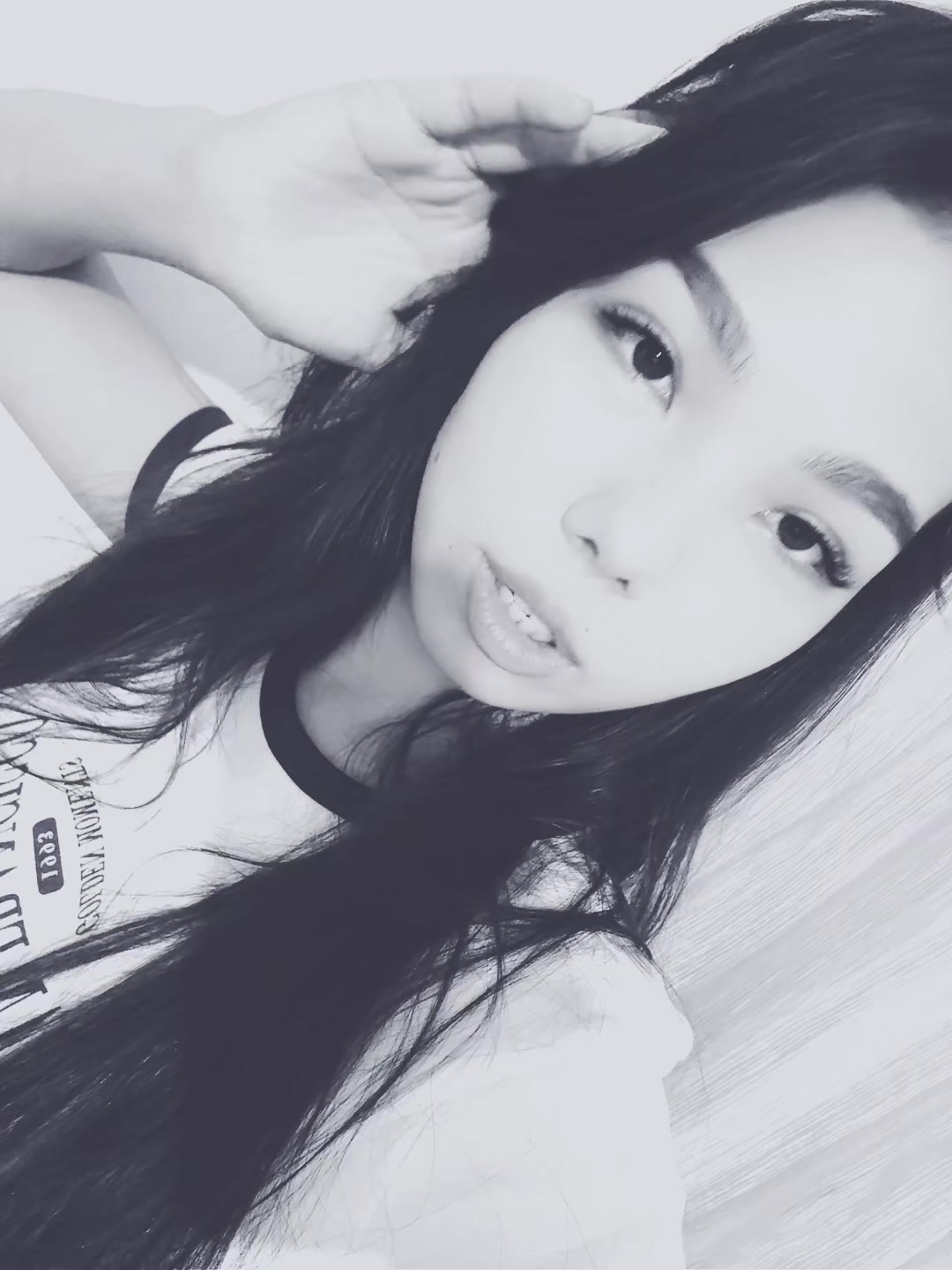 @Anelyaa