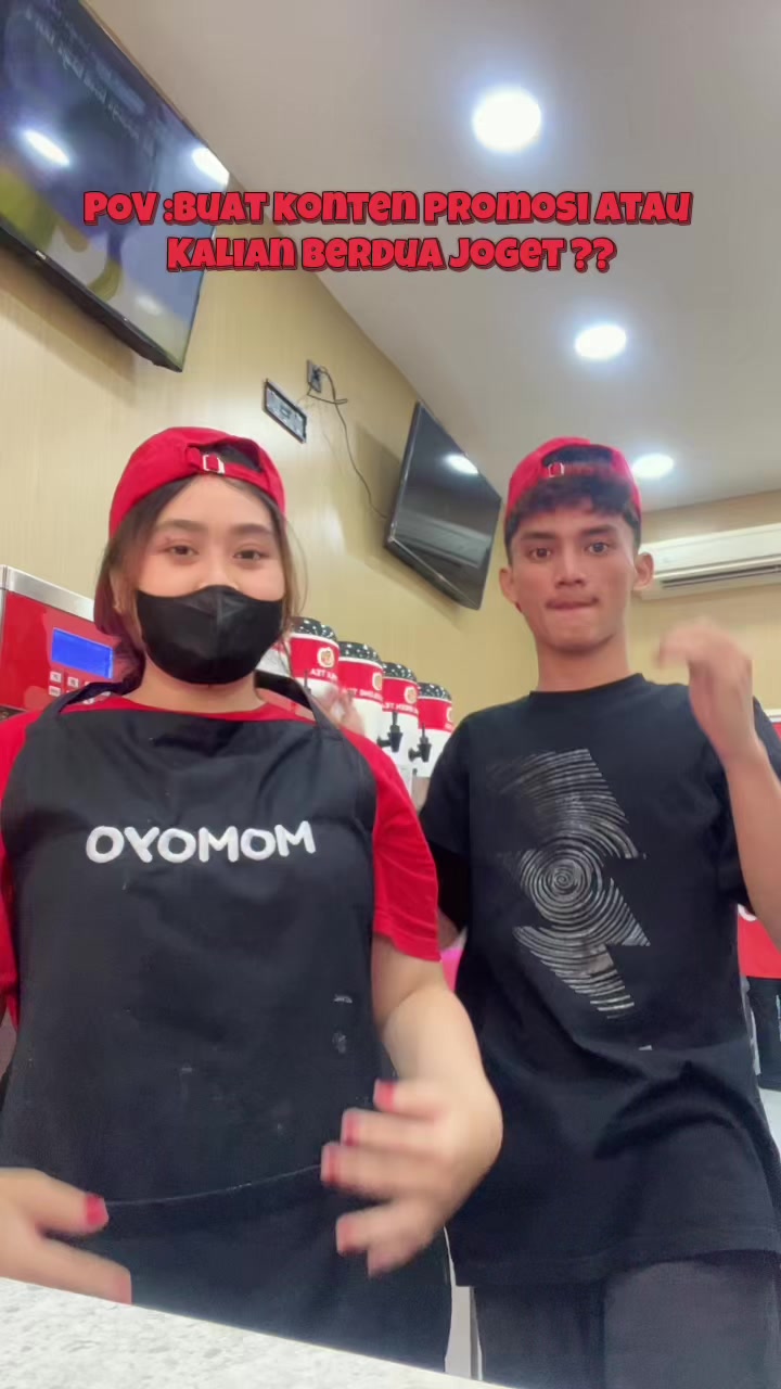 @momoyodeskapdalam