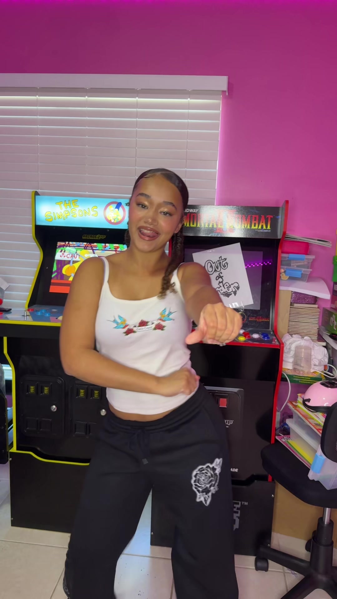 @DemDaddysGirls4