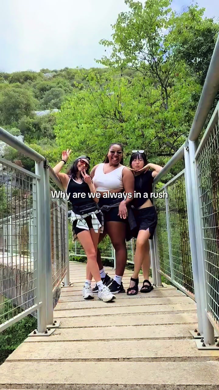 @Nicole K