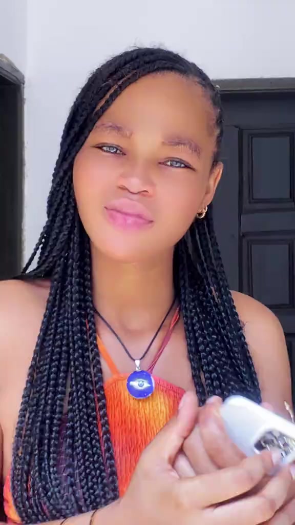 @Reniss'ka dame unique officiel